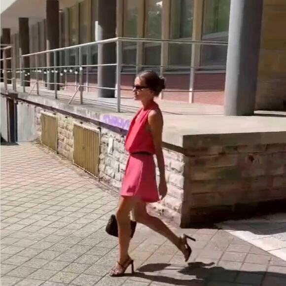 ZARA SHORT HALTER JUMPSUIT - Picture 3 of 11